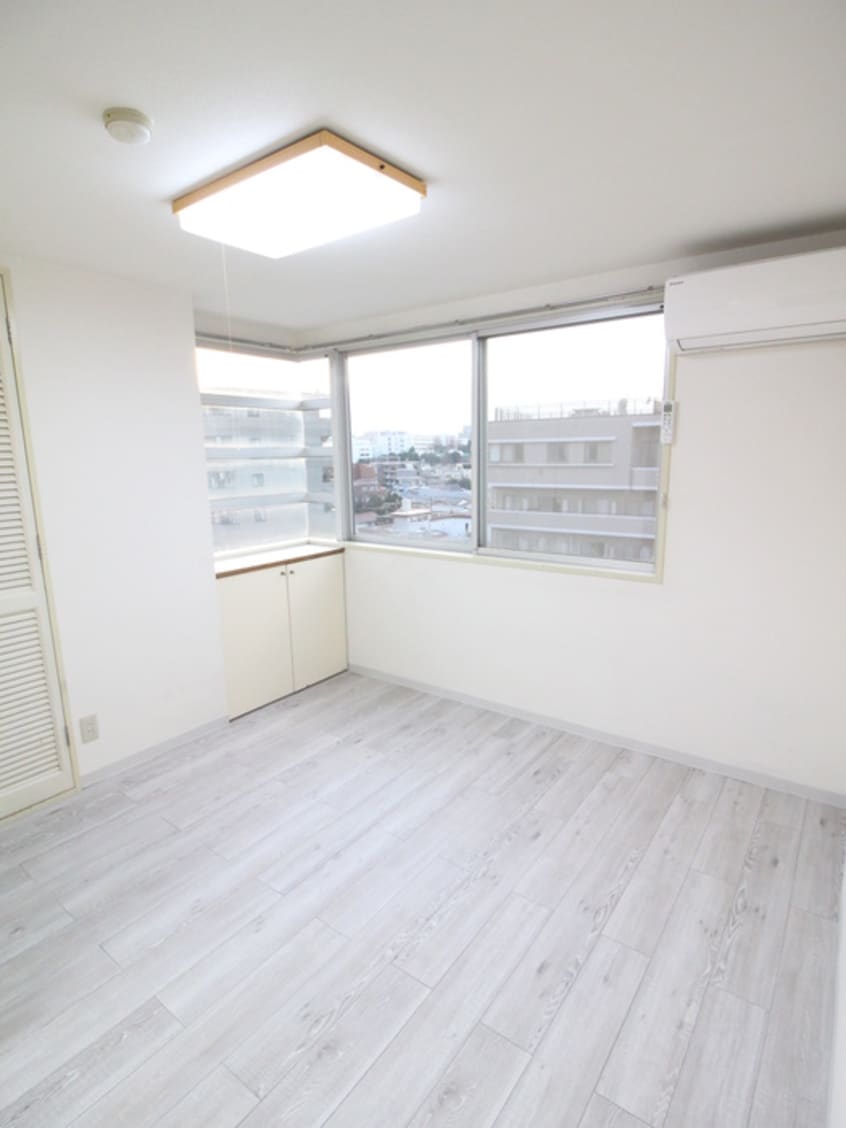 居室 メゾンマルシン