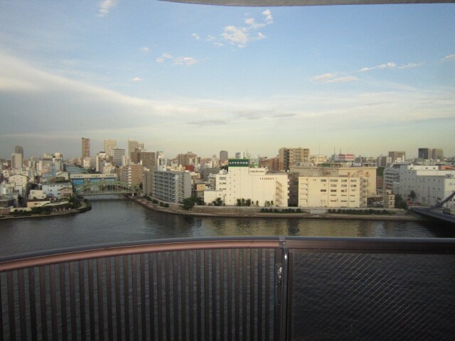 室内からの展望 Ｌａ　Ｐｙｕｔａ