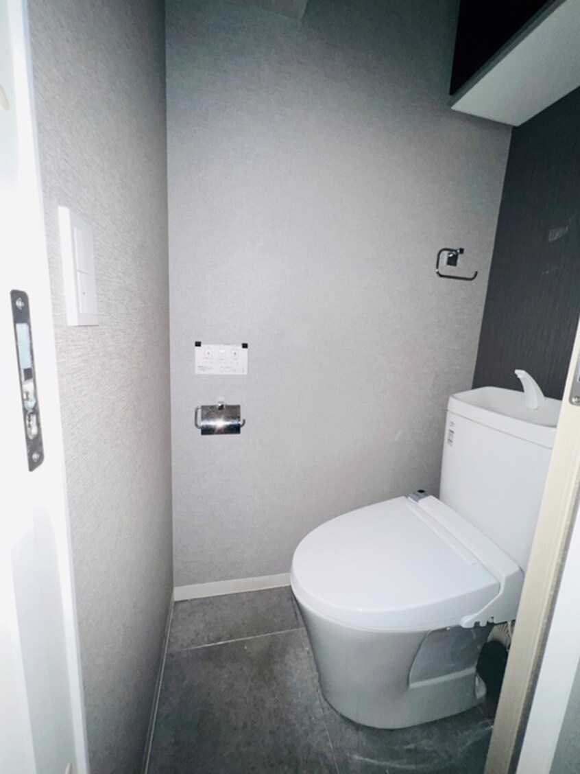 トイレ クレール八重洲通り(404)