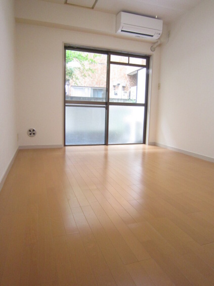 居室 フラッツ松尾