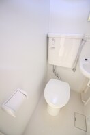 トイレ フラッツ松尾