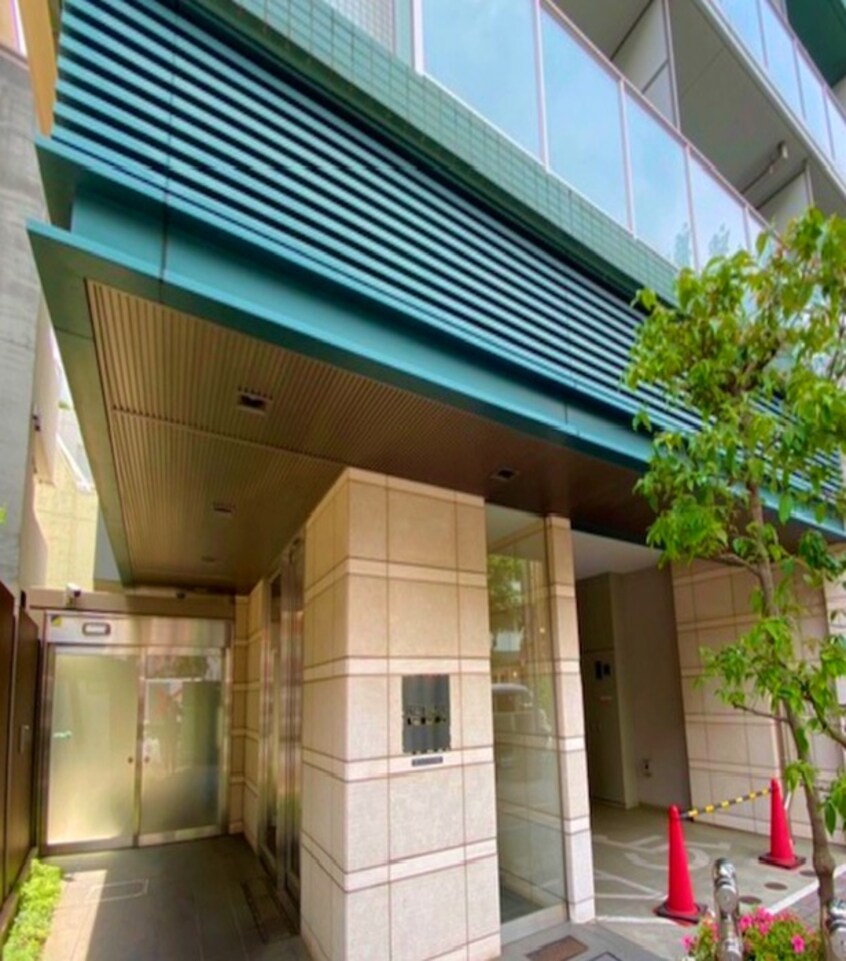 エントランス部分 ﾚｼﾞﾃﾞｨｱ荻窪Ⅲ