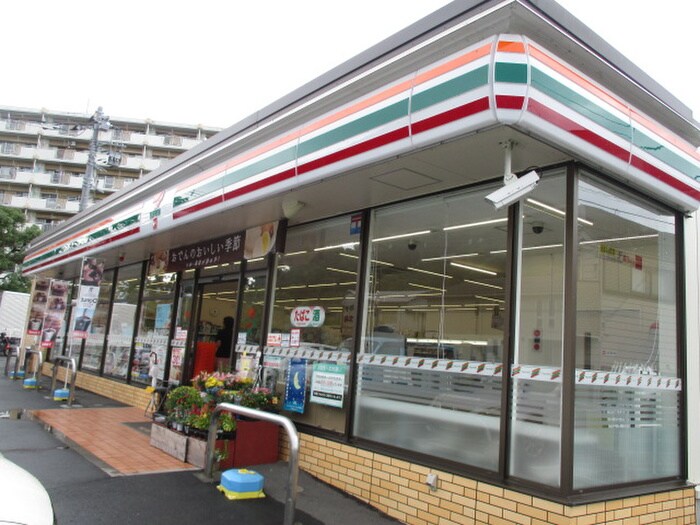 セブンイレブン久末北店(コンビニ)まで229m Ｋハイツ