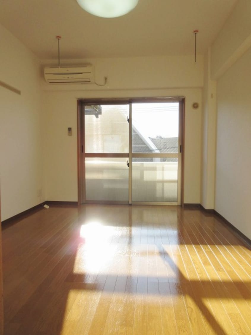 居室 ヴィラフローレンス