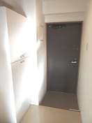 玄関 ヴィラフローレンス