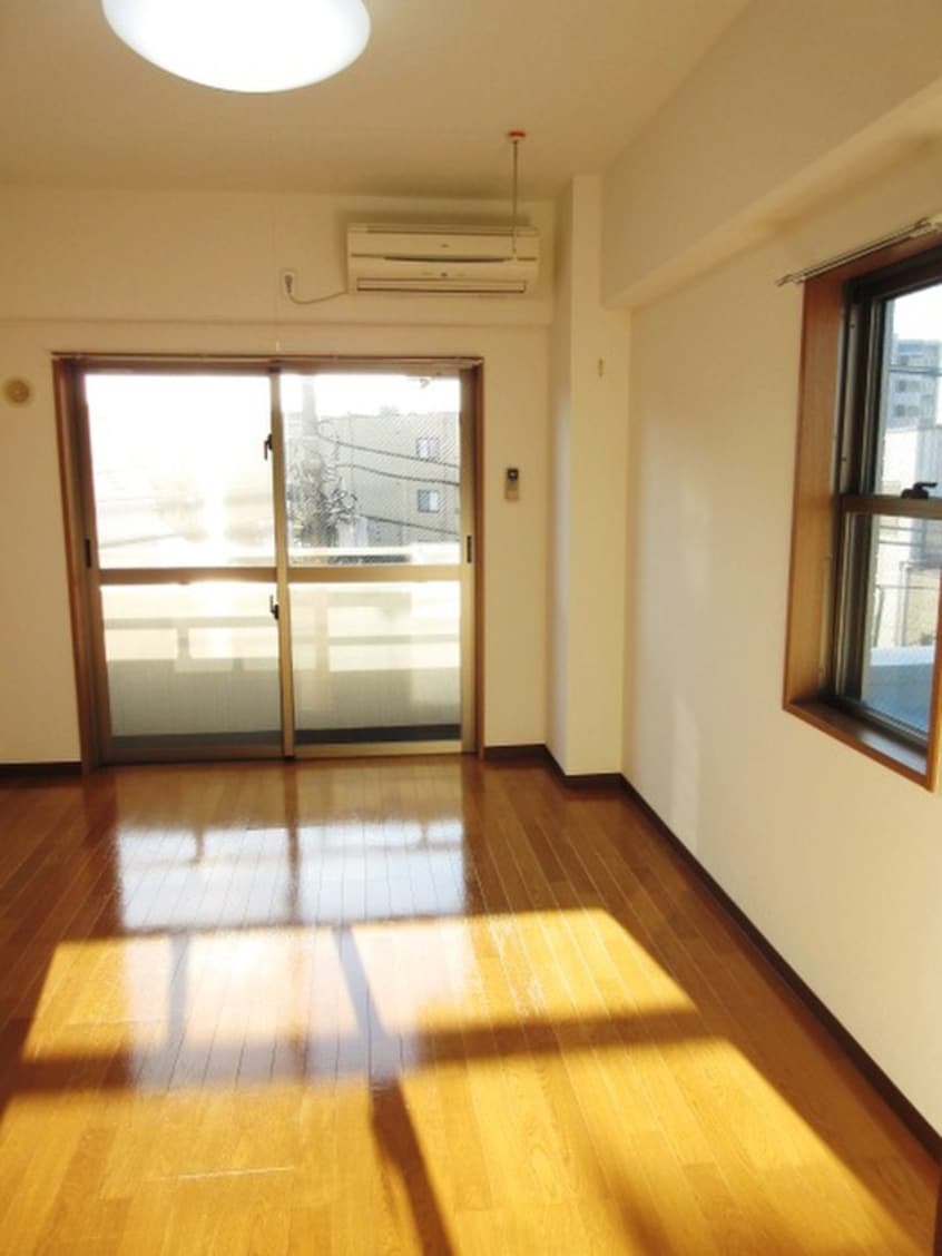 居室 ヴィラフローレンス