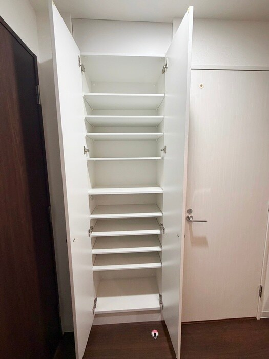 靴箱 プレシエ伊勢佐木町