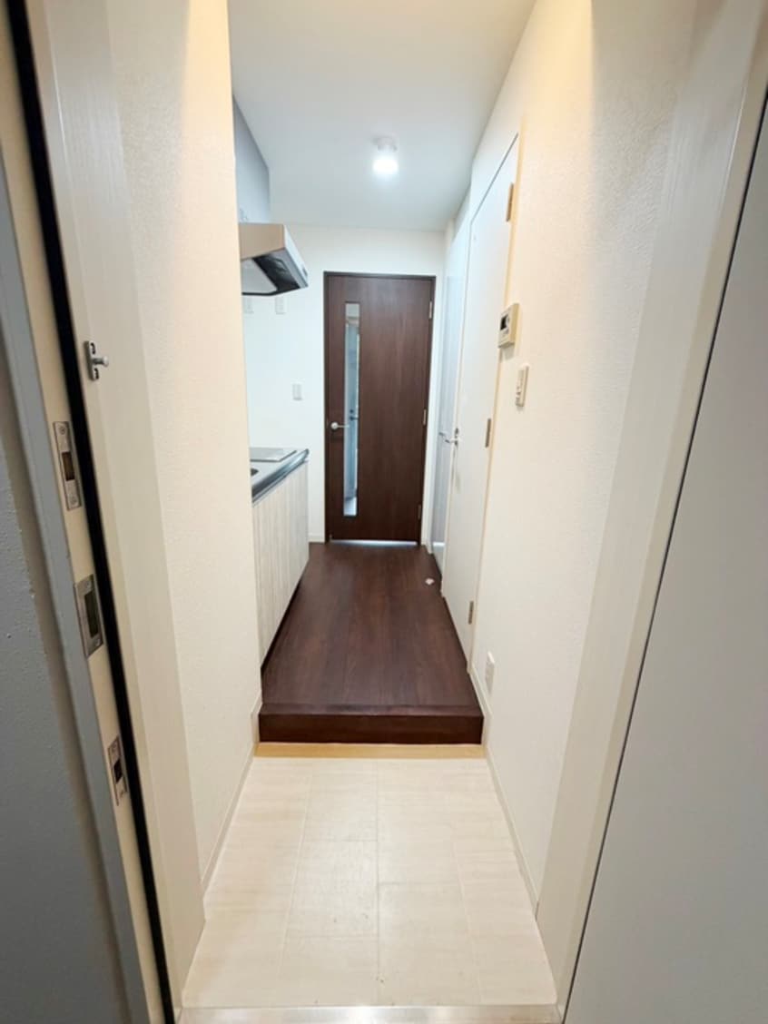 玄関 プレシエ伊勢佐木町