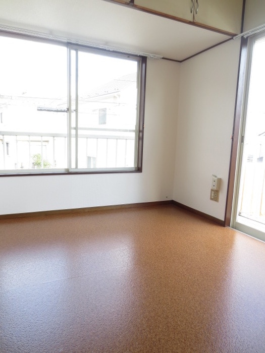 居室 ドミール田谷