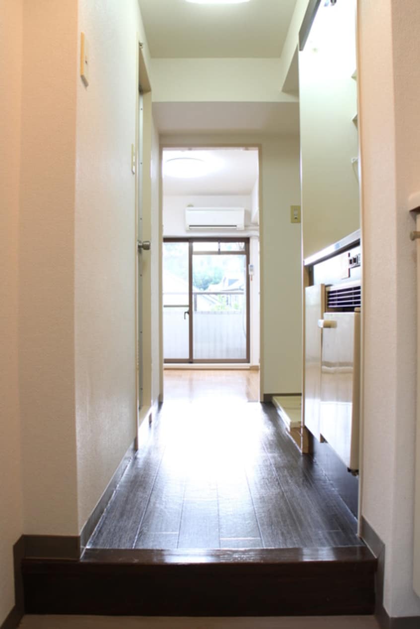 玄関 セシ－ズ生田