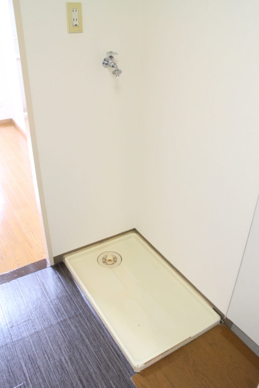 洗濯機置場 セシ－ズ生田