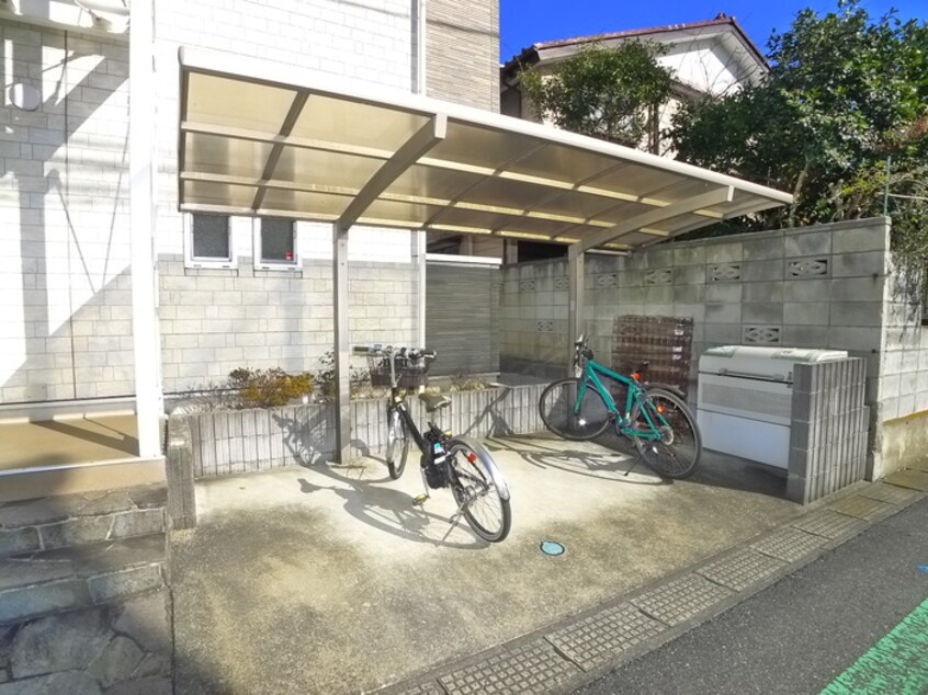 駐輪場 リブリ・プランドール幕張