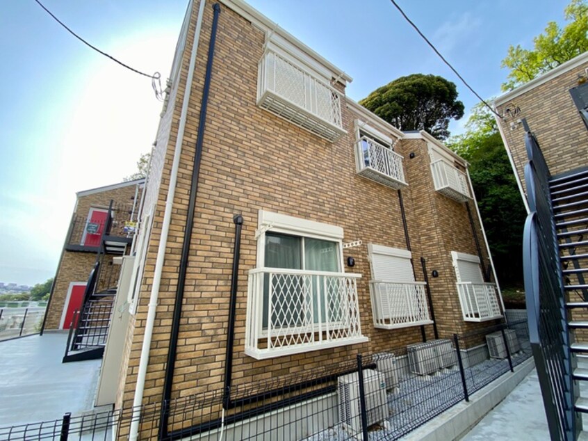 外観写真 ﾊｰﾐｯﾄｸﾗﾌﾞﾊｳｽ京急弘明寺ⅢA号棟