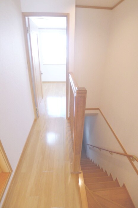 廊下 クレ－ル小手指