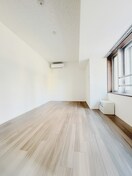 居室 ｺﾝﾌｫﾘｱ･ﾘｳﾞ森下MUTIO