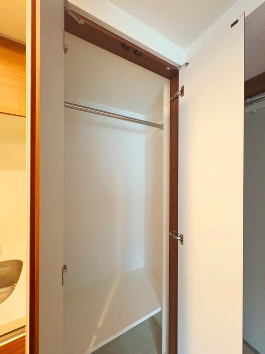 収納 ｺﾝﾌｫﾘｱ･ﾘｳﾞ森下MUTIO