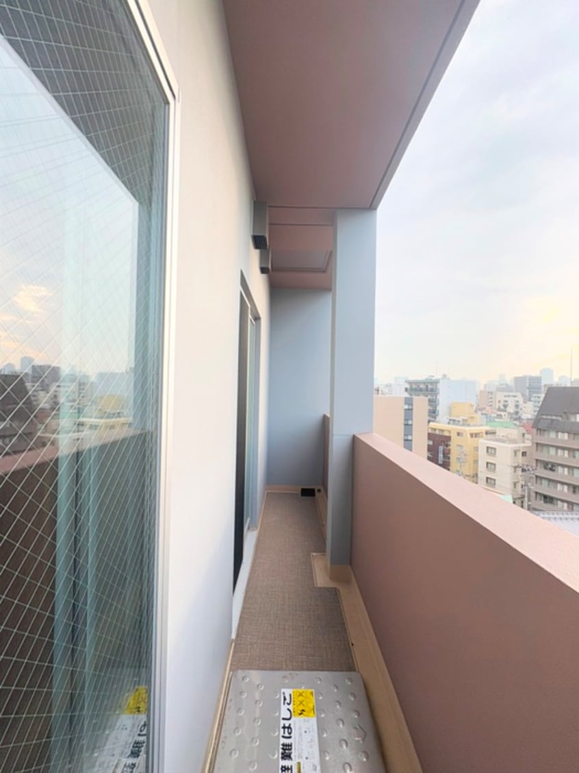 ベランダ・バルコニー ｺﾝﾌｫﾘｱ･ﾘｳﾞ森下MUTIO