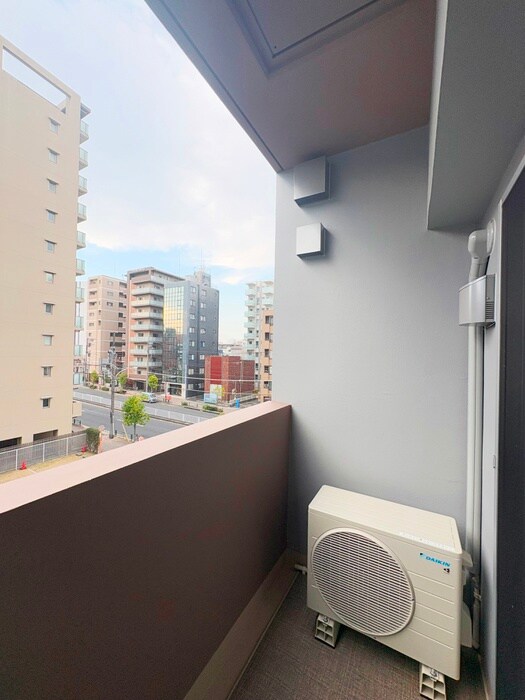 ベランダ・バルコニー ｺﾝﾌｫﾘｱ･ﾘｳﾞ森下MUTIO