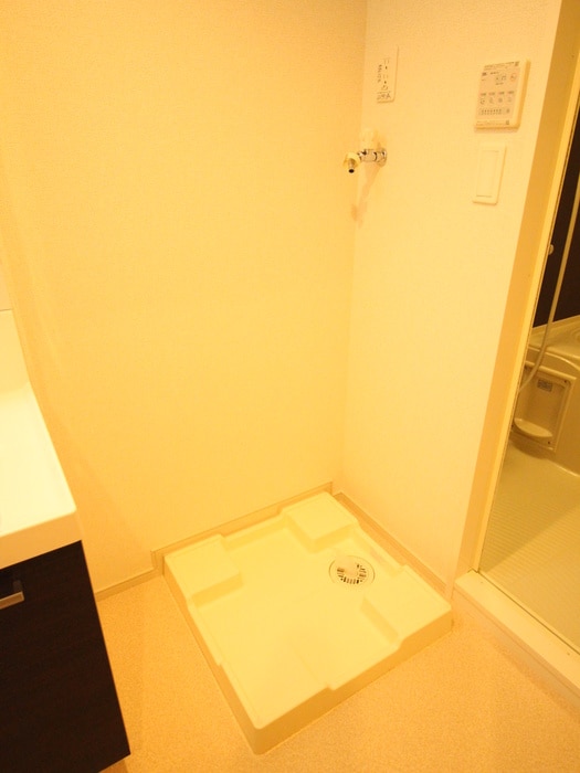 洗濯機置場 スティル・ブラン