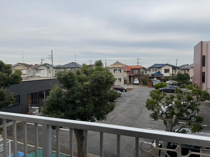 室内からの展望 ファ－ストシティ六会