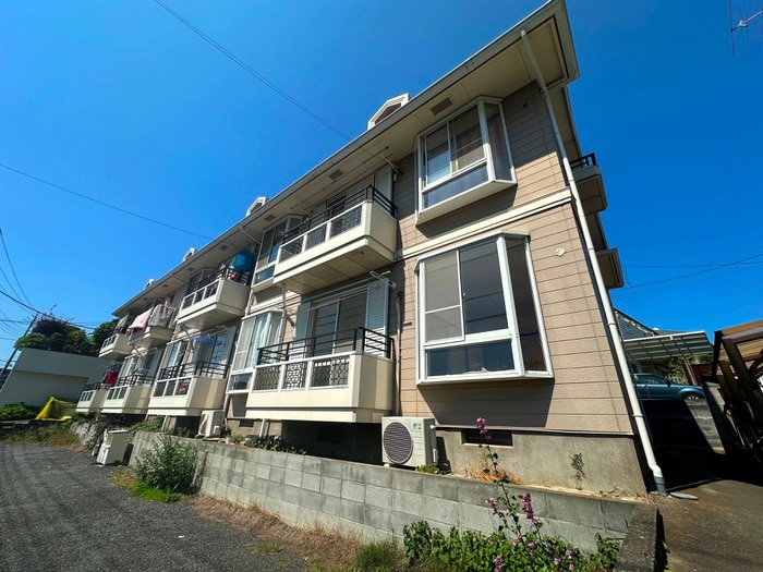 エントランス部分 メゾンマキ第二