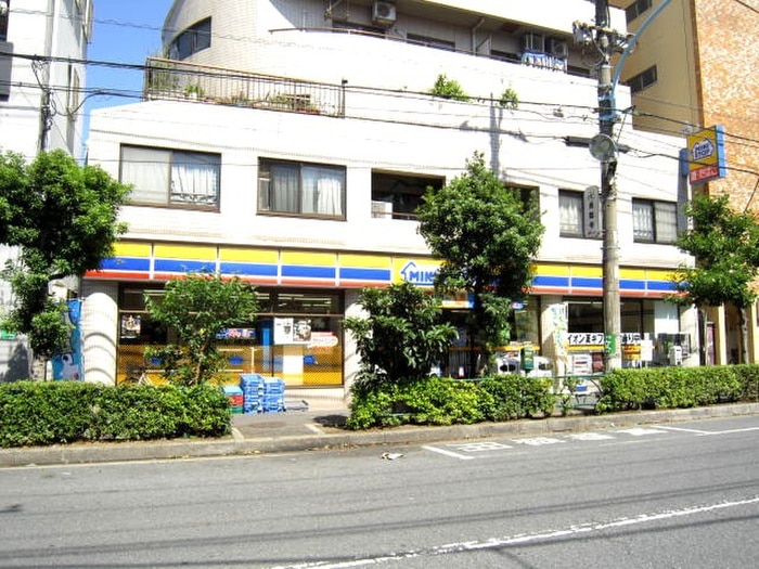 ミニストップ 高円寺南2丁目店(コンビニ)まで227m プレタメゾン高円寺