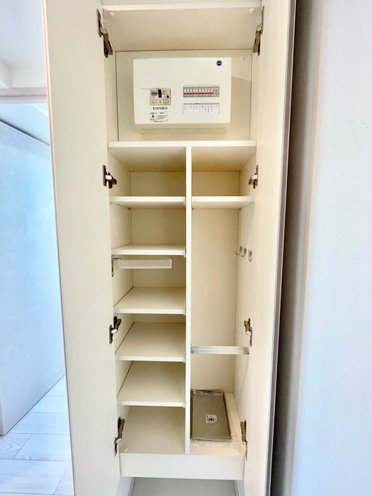 靴箱 THE GATEHOUSE浅草雷門