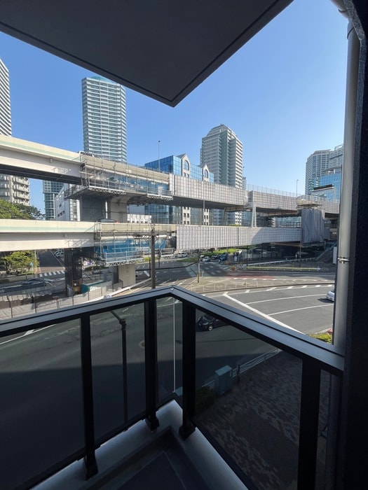 室内からの展望 SYNEX YOKOHAMA-AOKICHO