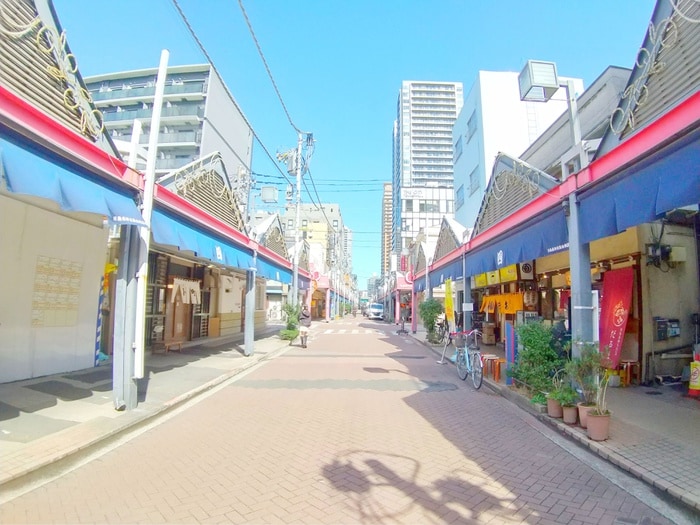 もんじゃストリート(その他飲食（ファミレスなど）)まで450m アーバン月島