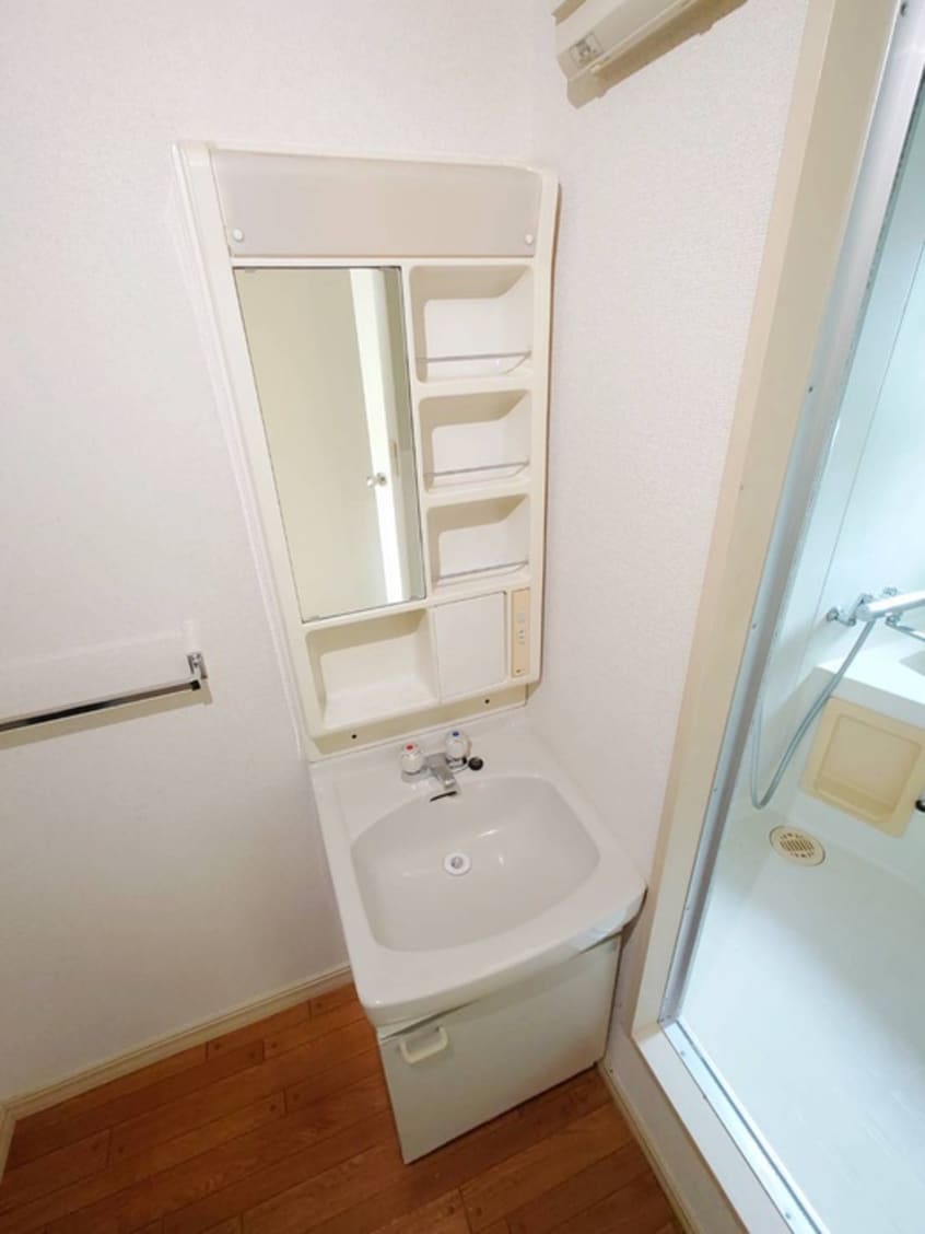 洗面 ヴィラ湘南３