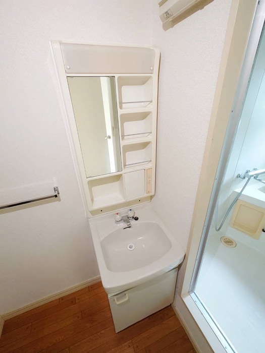 洗面 ヴィラ湘南３