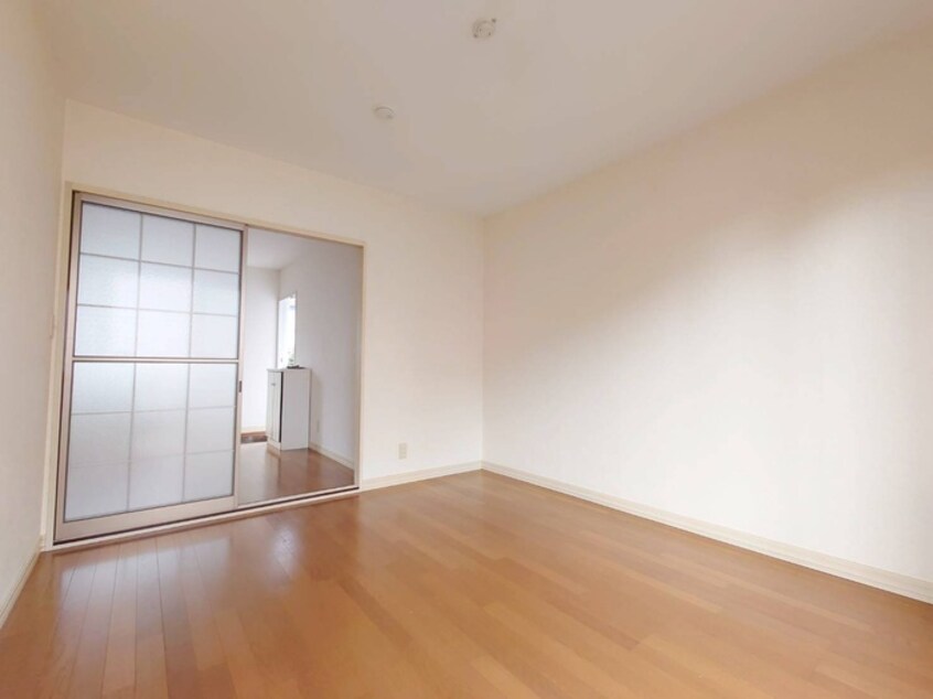 居室 ヴィラ湘南３