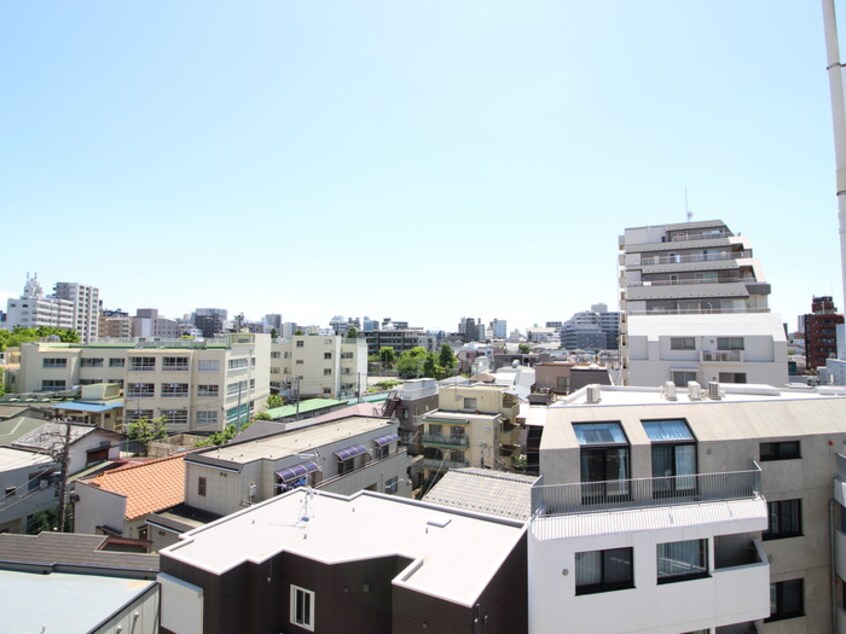 室内からの展望 エスティメゾン中野