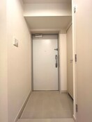 玄関 ﾕﾘｶﾛｾﾞ西新井(602)