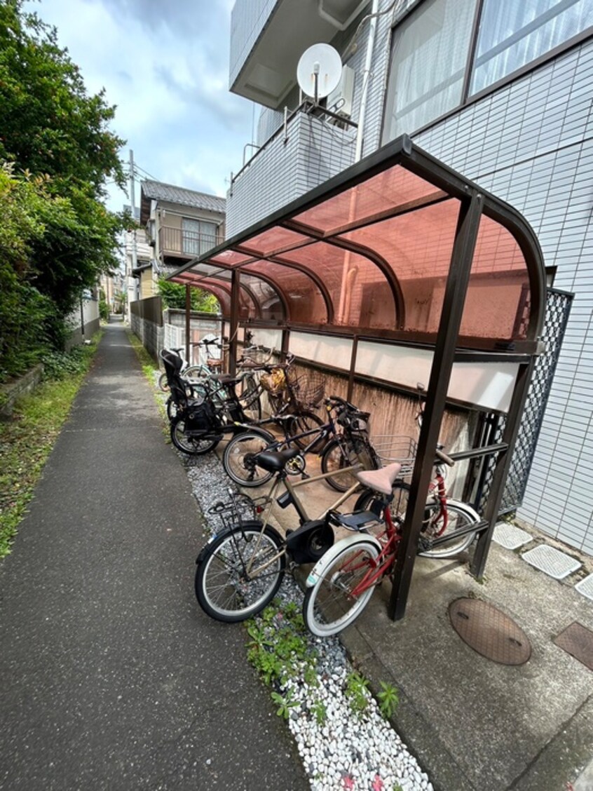 駐輪場 メゾン・ドゥ・花水木