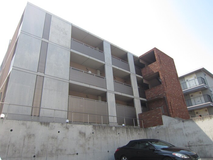 駐車場 コンフォ－ト鷺沼