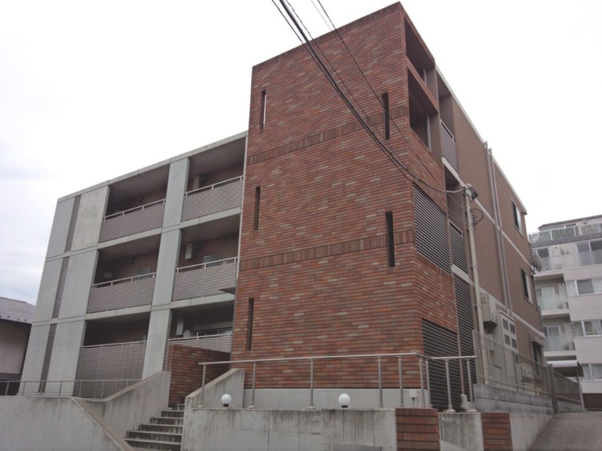 駐車場 コンフォ－ト鷺沼