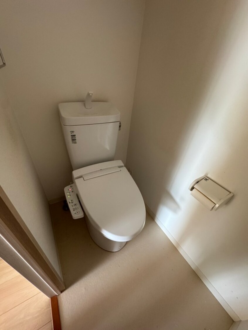 トイレ カメリアコート新宿