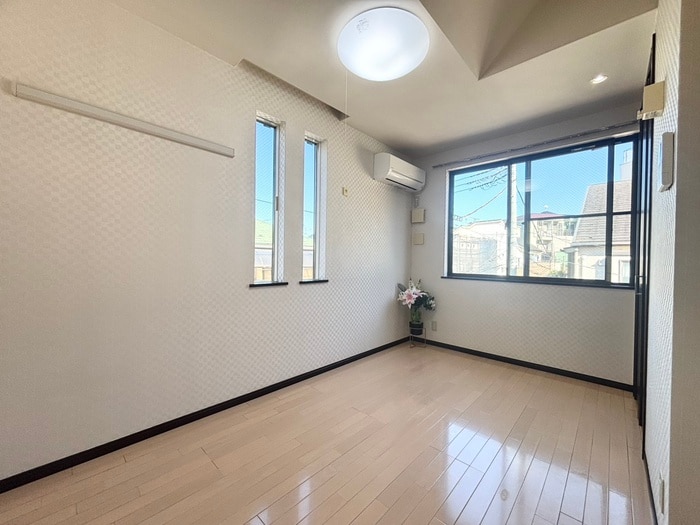 居室 Ｚｅａｌ　Ｎａｋａｎｏ