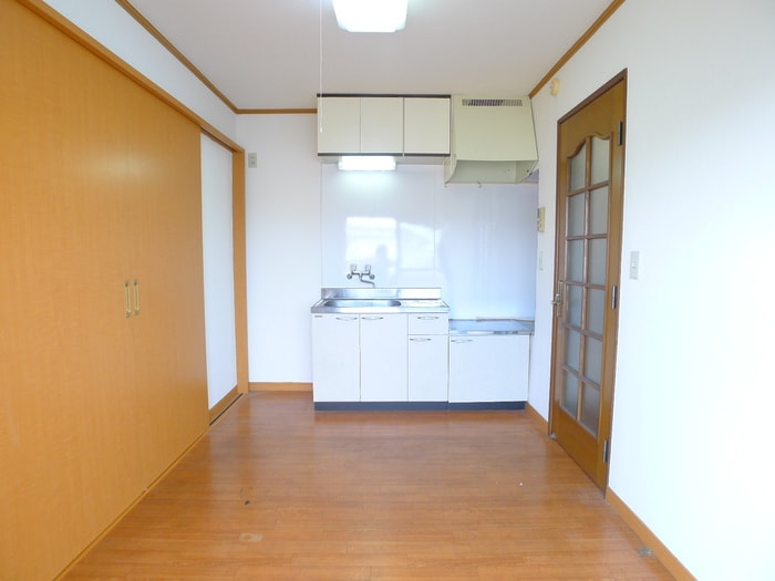 内観写真 ＣＯＭ・ＥＩＧＨＴ