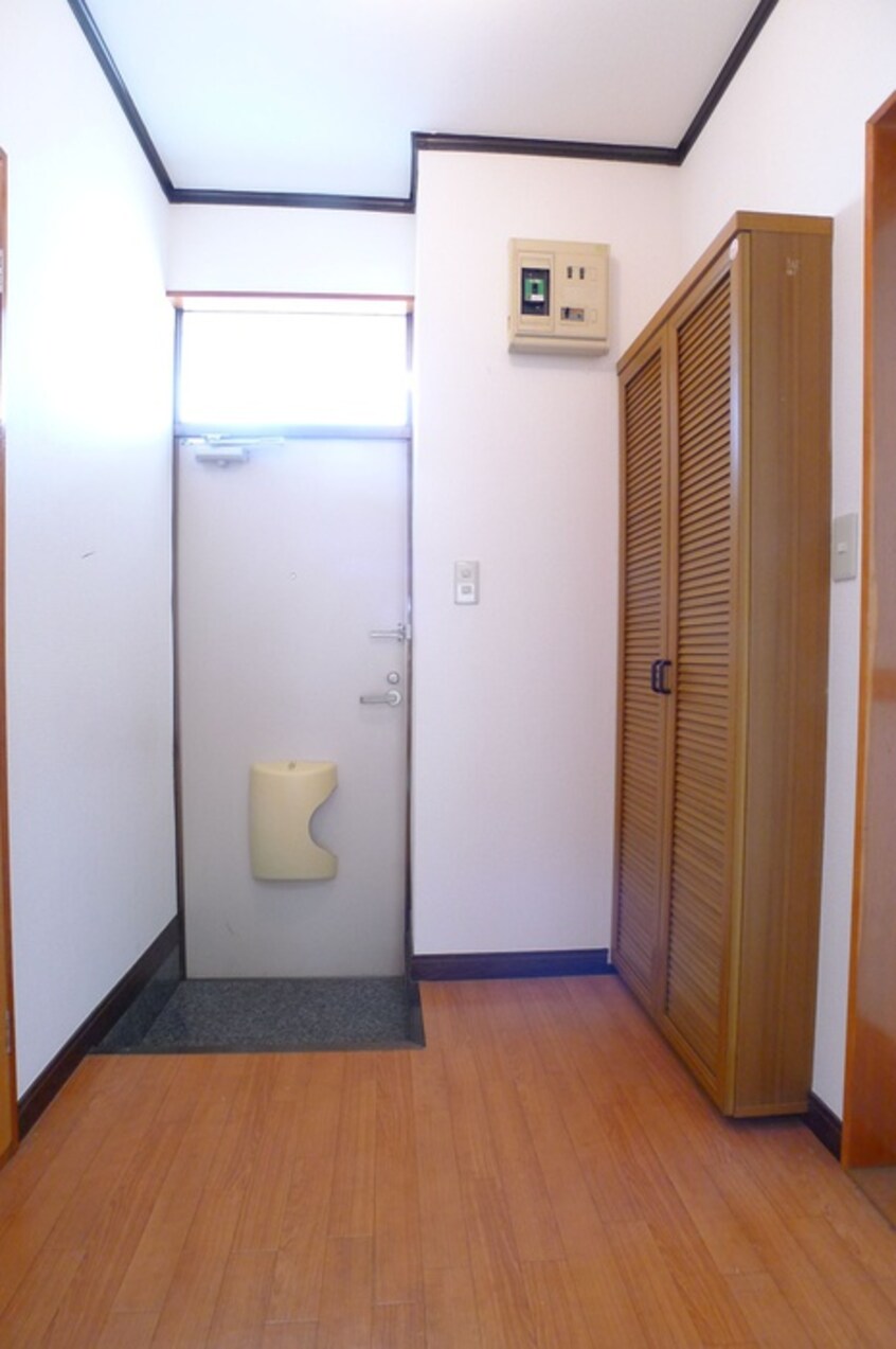 廊下 ＣＯＭ・ＥＩＧＨＴ