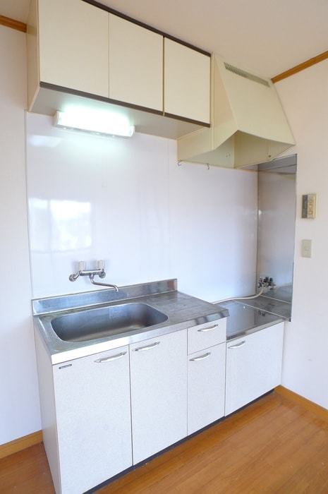 キッチン ＣＯＭ・ＥＩＧＨＴ