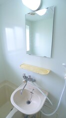 洗面 ＣＯＭ・ＥＩＧＨＴ