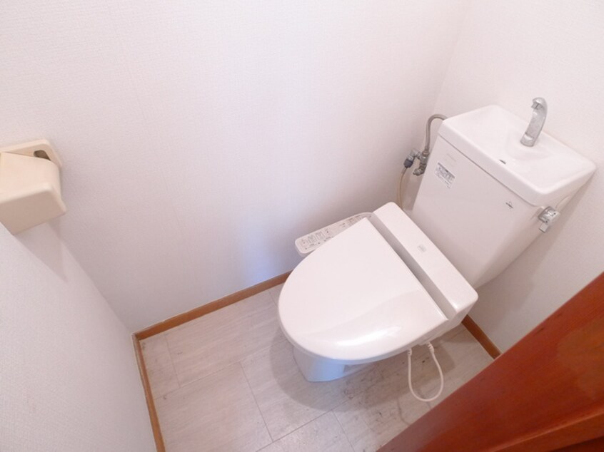 トイレ ＣＯＭ・ＥＩＧＨＴ