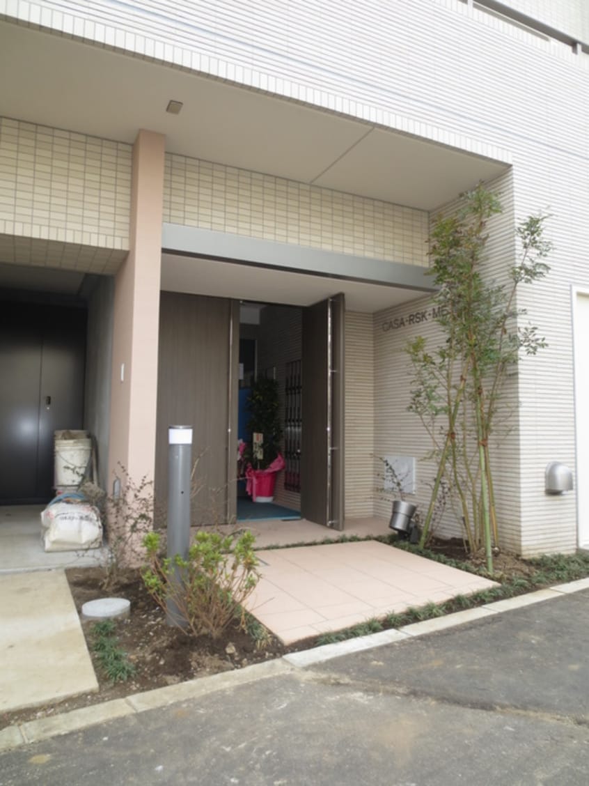 エントランス部分 CASA RSK MEJIRODAI