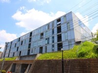 プラットホ－ム