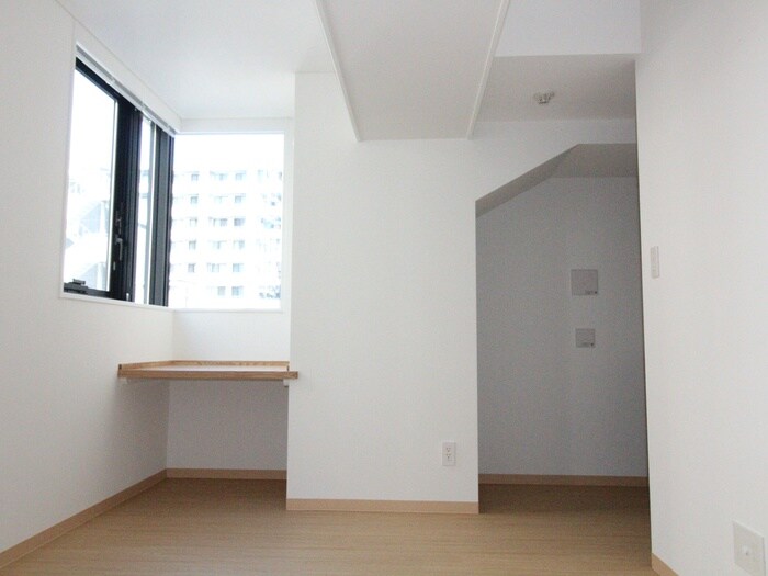 居室 ｳﾞｨﾗﾛｲﾔﾙ ﾐｯﾄﾞｽｸｴｱ 人形町