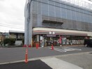 センブンイレブン日野三沢店(コンビニ)まで224m 第１竹見荘