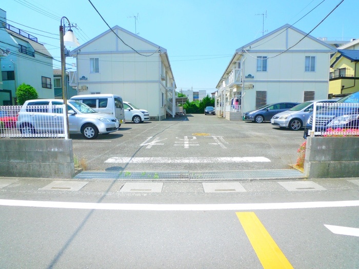 駐車場 グリ－ンコ－トＢ