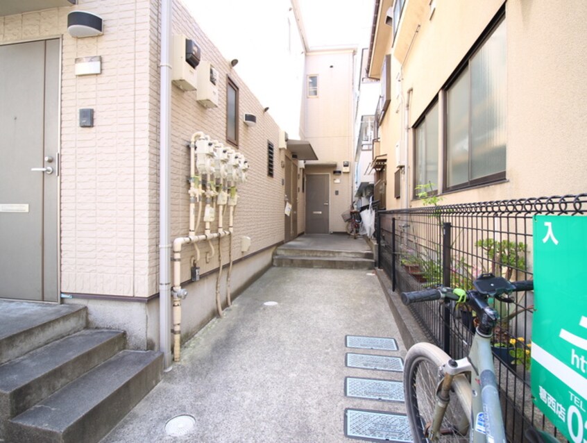 エントランス部分 イーストビレッジ